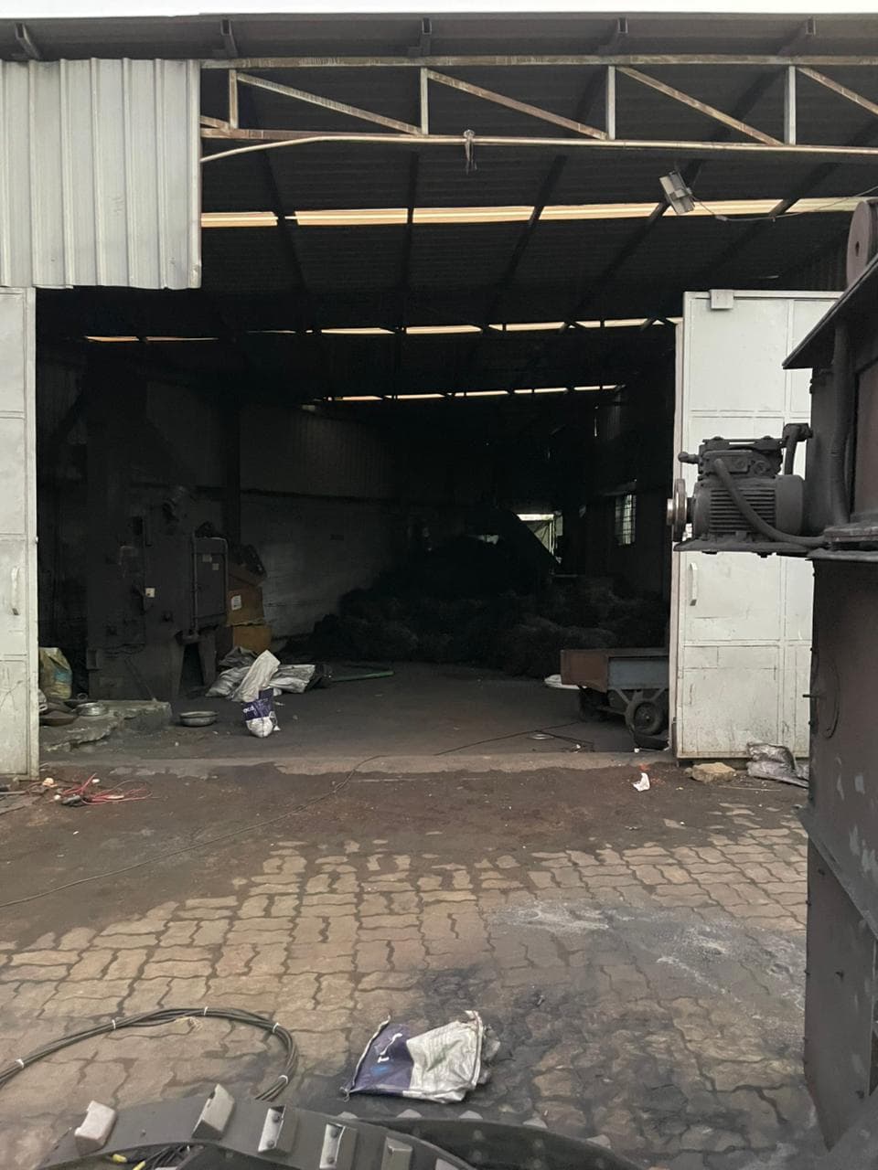 Heat treatment area adjoining the forging section.